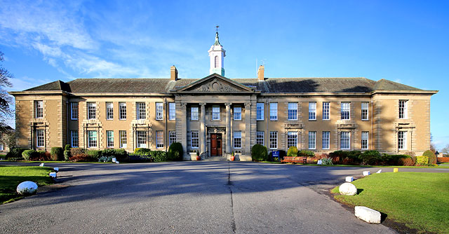 Merchiston Castle School Merchiston Castle School is an independent Boarding school for boys is located in Scotland.