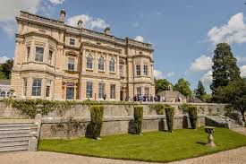 Rendcomb College Rendcomb College is a co-educational independent boarding and day school  which is located in Gloucestershire, England.