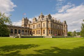 Westonbirt School Westonbirt School is an co-educational independent day and boarding school for boys and girls aged 11-18  located in the Gloucestershire in the South West of England